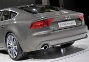 Der A7 Sportback erreichte in den letzten Oktobertagen die ersten Haendler in Europa und soll sich in der ersten Modellgeneration rund 200.000 mal verkaufen. (Foto: Audi AG)